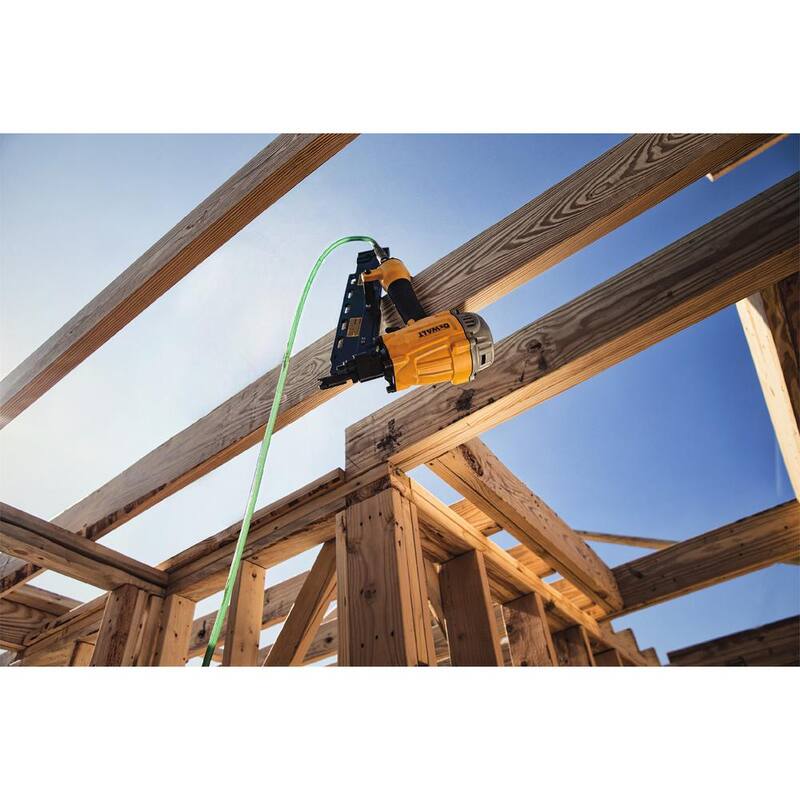 DEWALT Clavadora de armazón colada neumática de 21 grados y clavos de armazón metálicos de 3 pulgadas x 0.131 pulgadas (paquete de 2000) - DWF83PLW10D131