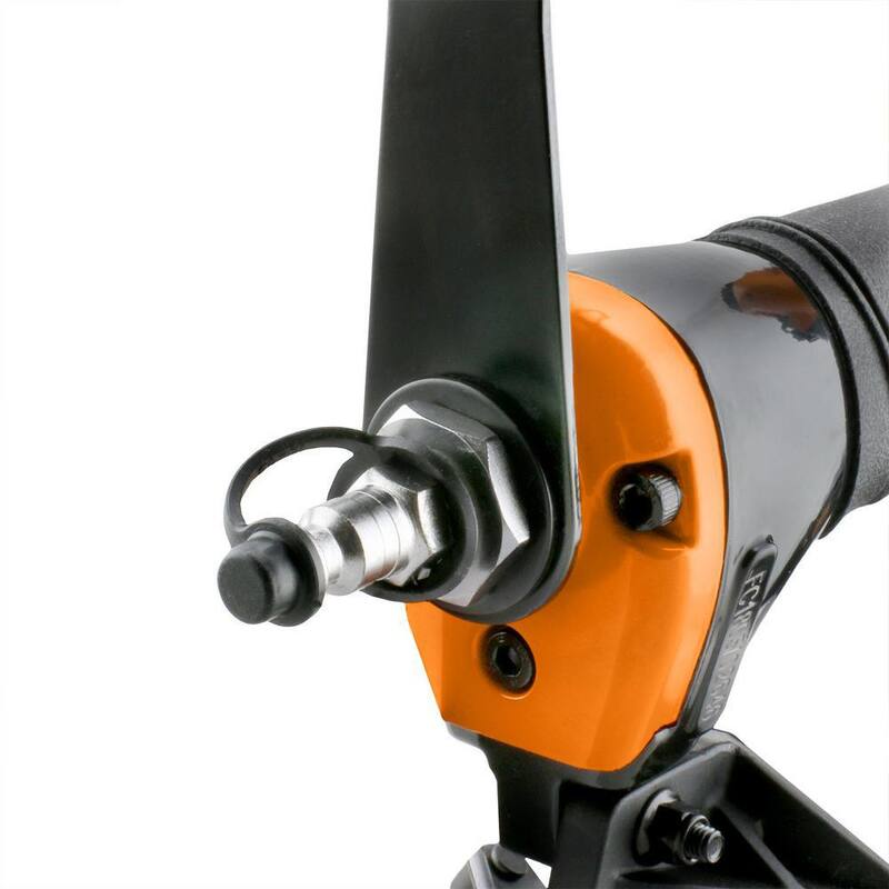 Freeman Pneumatic 3-1/2 in. 21-Degree Framing Nailer con Estuche de Almacenamiento y Kit de Pneumatic 2-1/2 in. 15-Degree Coil Siding Nailer - PFR21CN65