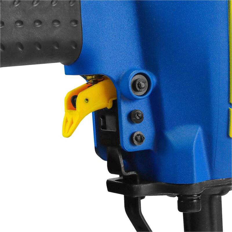 Clavadora neumática de concreto de 3 pulgadas con un solo pasador de la marca Estwing con adaptador giratorio industrial de 1/4 de pulgada NPT y bolsa - ESSCP.