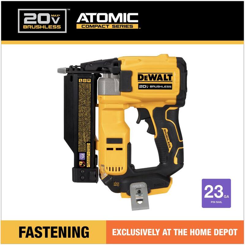 DEWALT ATOMIC 20V MAX Clavadora inalámbrica de clavos de calibre 23 con batería compacta 20V MAX POWERSTACK - DCN623BWBP034