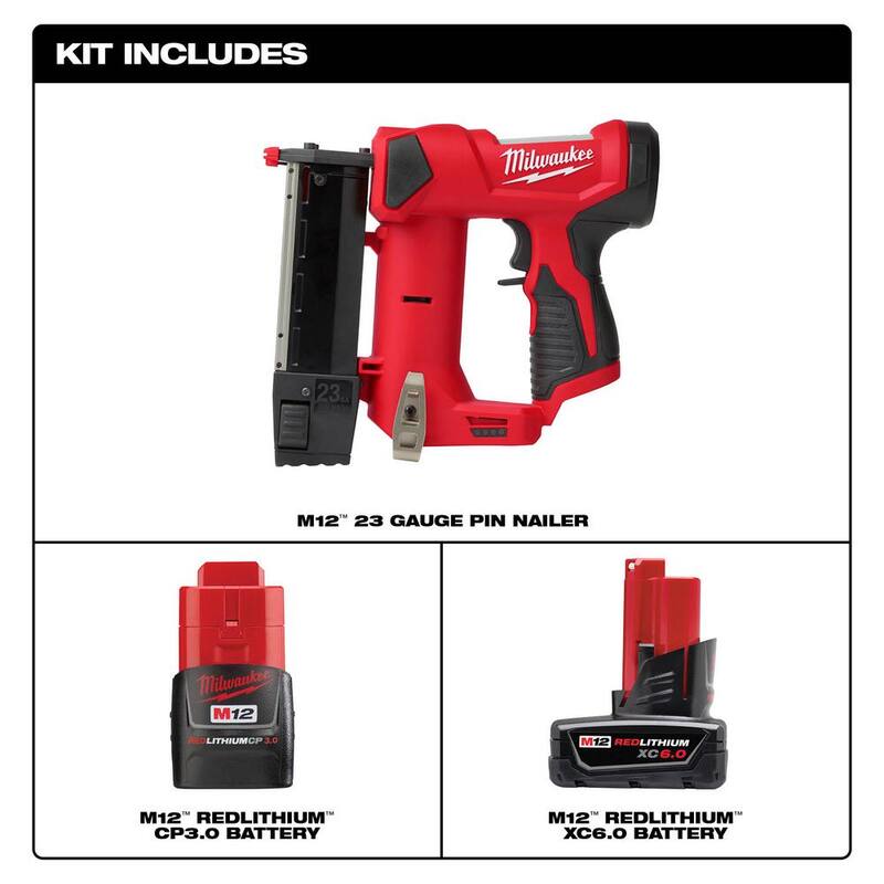 Milwaukee M12 12-Volt 23-Gauge Lithium-Ion Clavadora Inalámbrica con paquetes de baterías M12 6.0Ah y M12 3.0Ah - 2540-20-48-11-2460-48-11-2430