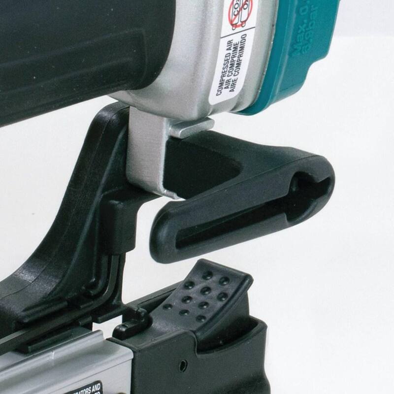 Makita Pneumático de calibre 23, 1-3/8 pulg. Pin Nailer - AF353