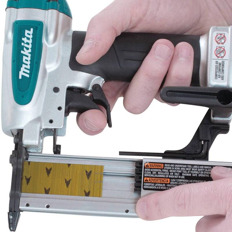 Makita Pneumático de calibre 23, 1-3/8 pulg. Pin Nailer - AF353