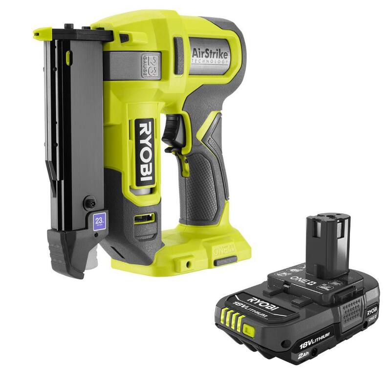 RYOBI ONE+ 18V Clavadora de clavillo calibre 23 inalámbrica Airstrike con batería de iones de litio de 2.0 Ah - PCL310B-PBP006