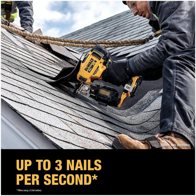 DEWALT 20V MAX Clavadora para techos eléctrica inalámbrica de 15 grados con bocina Bluetooth inalámbrica de 20V MAX - DCN45RNBWR010