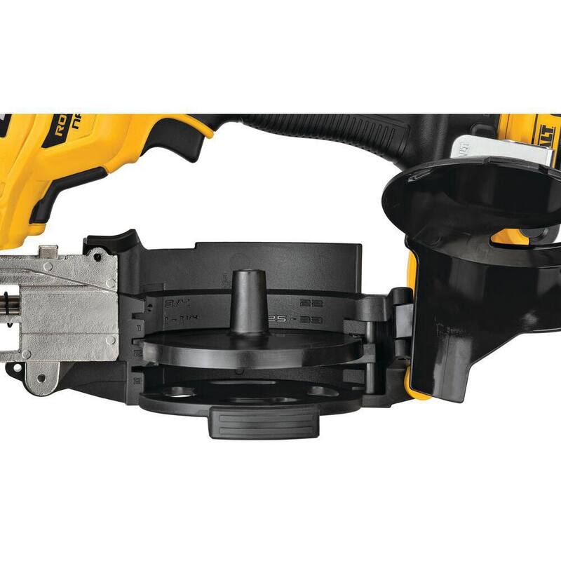 DEWALT 20V MAX Kit de Clavadora de Techo Inalámbrica de 15 grados con Batería de Ion de Litio de 4.0Ah, Batería de 2.0Ah, Cargador y Bolsa - DCN45RND1W204