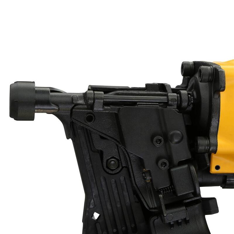 Clavadora de bobina de revestimiento con conexión neumática de 15 grados - DW66C-1 de DEWALT