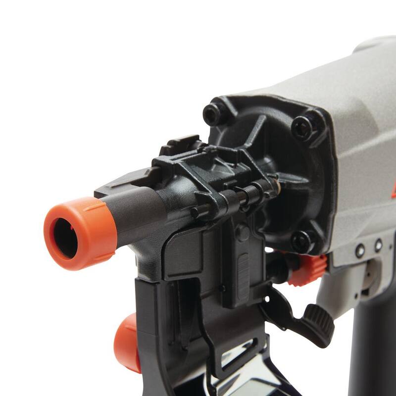 Clavadora de Bobina Paslode Pneumática 1-1/8 in. 0° tetraGRIP para Revestimiento - 515400