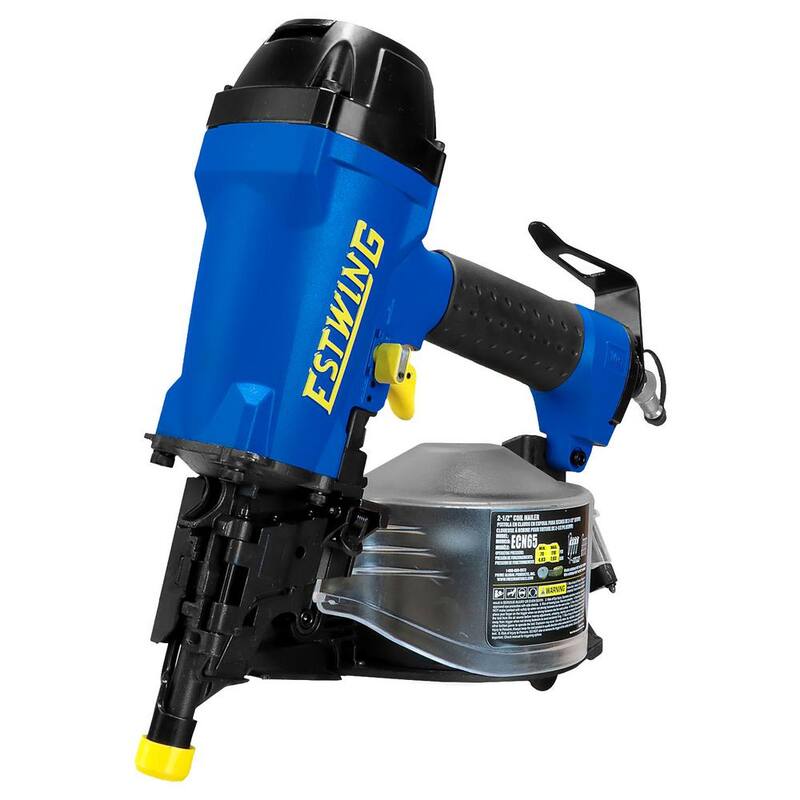Estwing Pneumatic 15-Degree 2-1/2 in. Coil Siding Nailer con Gancho de Cinturón Metálico Ajustable, Conexión Giratoria de 1/4 de pulgada NPT y Bolsa - ECN65
