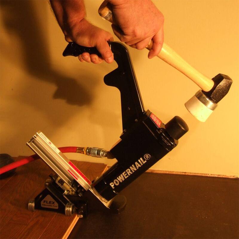 Clavadora neumática de grapas para pisos de madera dura de calibre 16 con rodillo de potencia flexible - 445FLEXPRW