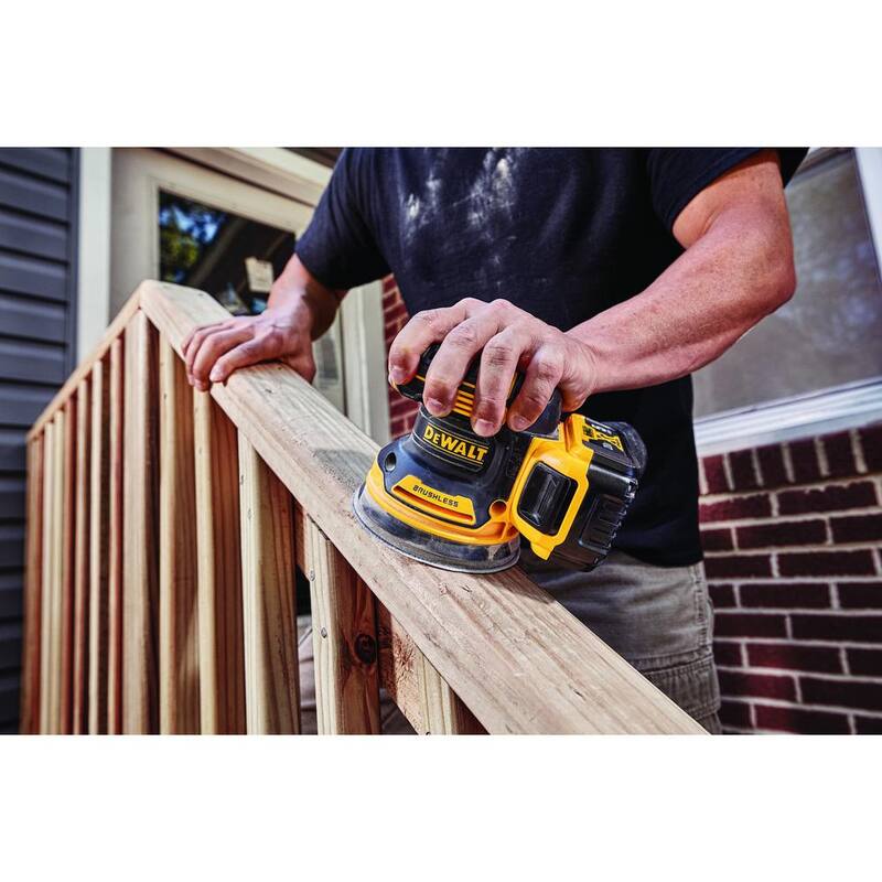 Lijadora Orbital Aleatoria Inalámbrica Brushless 20V MAX XR de DEWALT de 5 pulgadas (Herramienta Únicamente) - DCW210B
