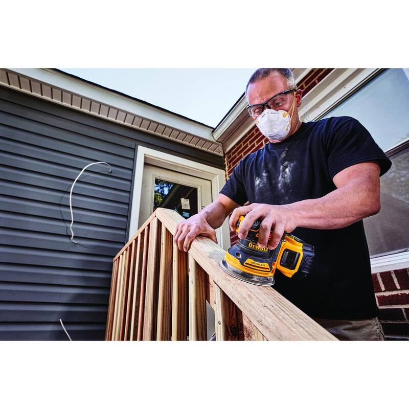 Lijadora Orbital Aleatoria Inalámbrica Brushless 20V MAX XR de DEWALT de 5 pulgadas (Herramienta Únicamente) - DCW210B