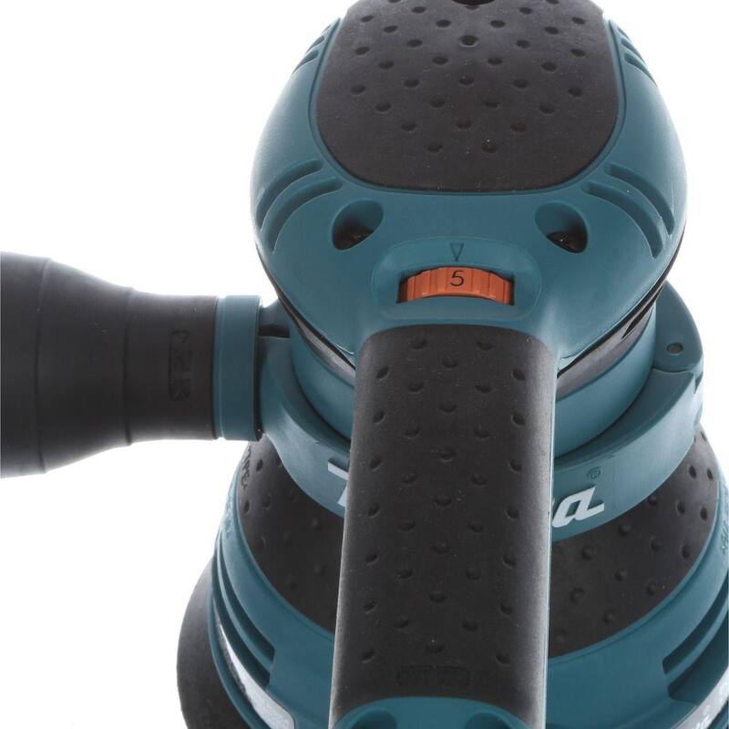 Lijadora Orbital Aleatoria de 5 pulgadas y 3 amperes Makita con Velocidad Variable (Estuche para Herramientas) - BO5041K