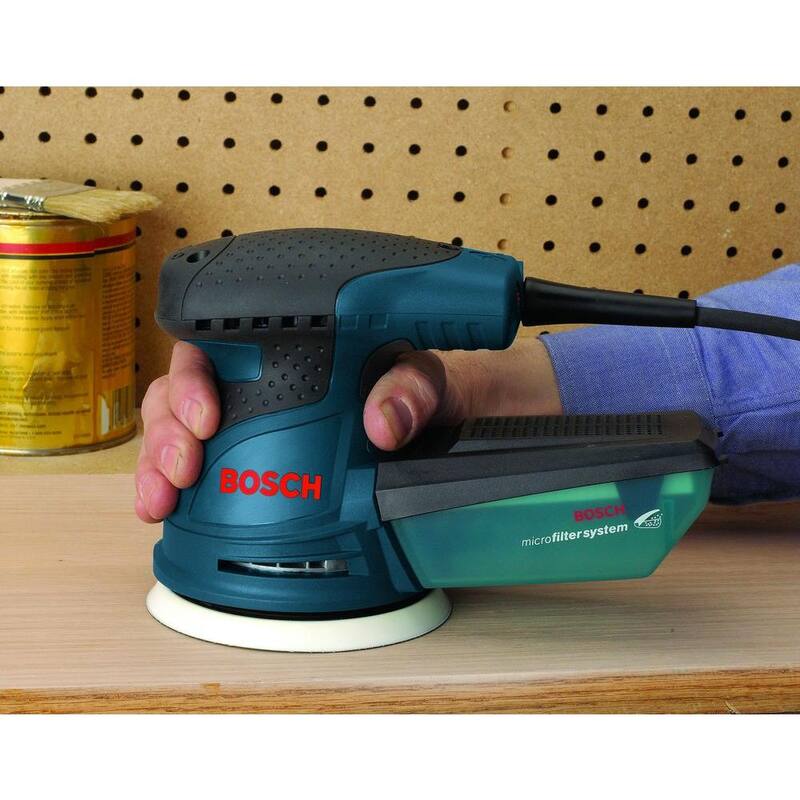 Bosch 2.5 Amperios 5 pulgadas Lijadora Pulidora Orbital Aleatoria de Velocidad Única con Cable para Palma - ROS10