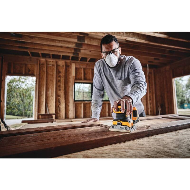 Lijadora inalámbrica DEWALT 20V MAX XR de velocidad variable de 1/4 de hoja, (1) batería de iones de litio de 20V 3.0Ah y cargador máx. de 12V-20V - DCW200BW230C