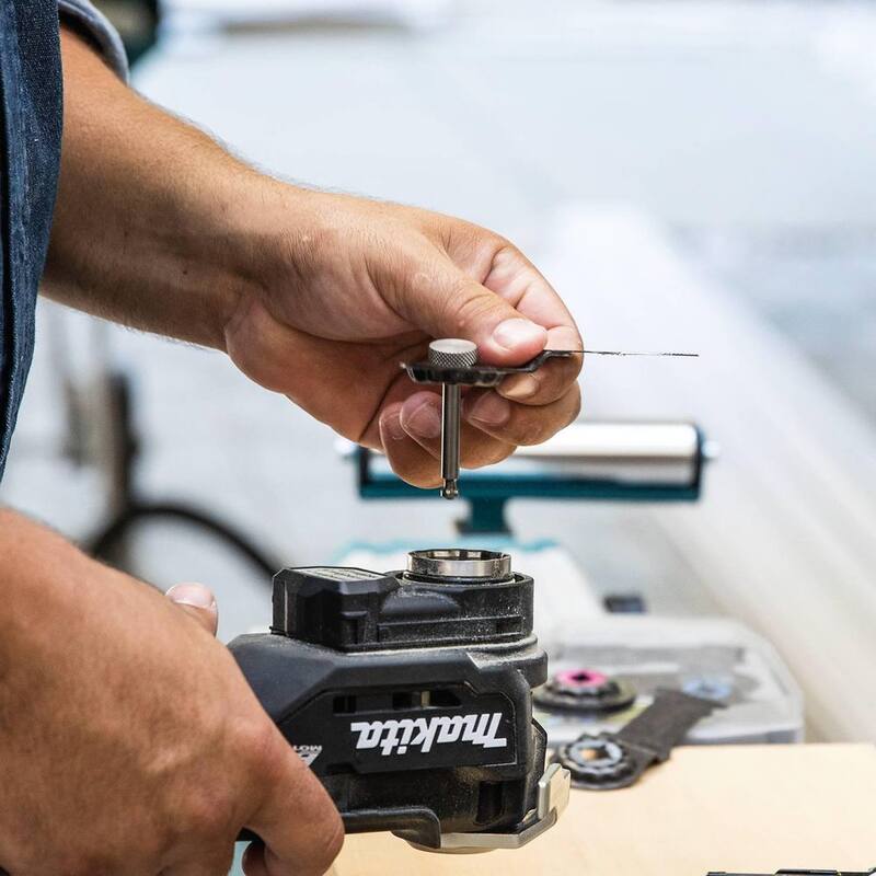 Equipo multiusos oscilante Sub-compacto inalámbrico sin escobillas StarlockMax de litio de 18V LXT de Makita (2.0Ah) - XMT04R1B