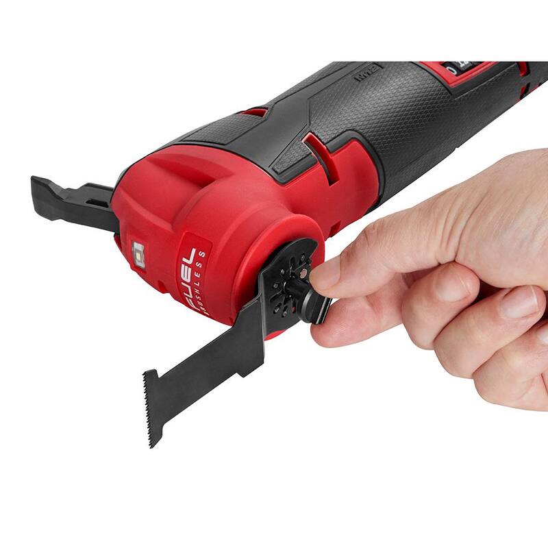 Herramienta multifunción oscilante inalámbrica Milwaukee M12 FUEL de 12V con batería de iones de litio M12 2.0Ah - 2526-20-48-11-2420