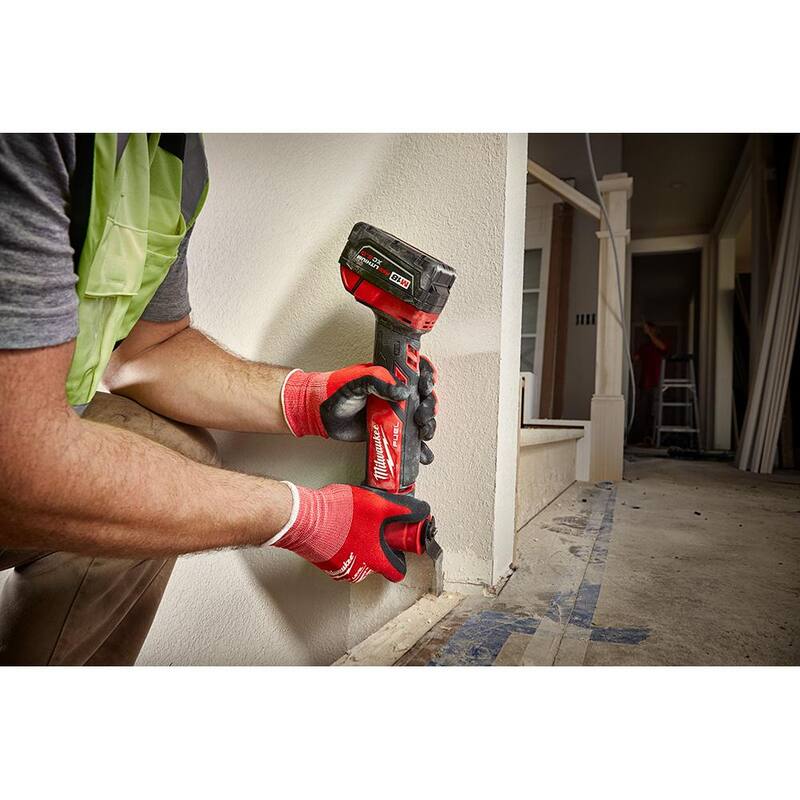 Kit de herramienta multifuncional inalámbrica Milwaukee M18 FUEL 18V de iones de litio con tecnología sin escobillas y enrutador compacto FUEL - 2836-21-2723-20