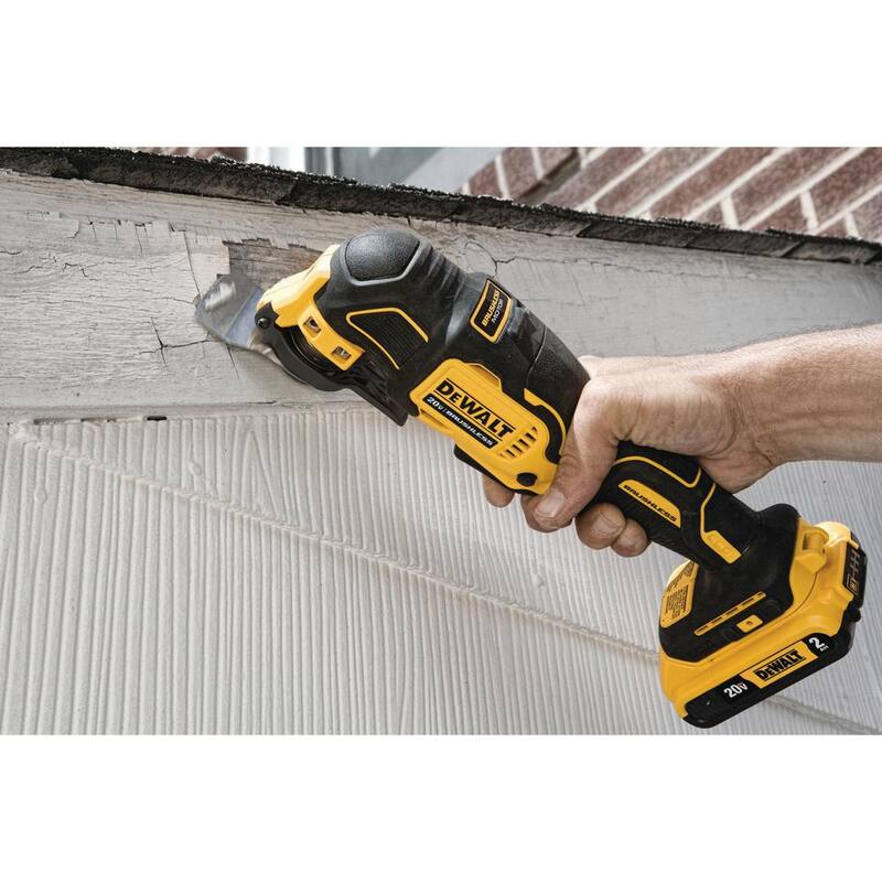 DEWALT ATOMIC 20V MAX Herramienta multiusos oscilante inalámbrica sin escobillas y (1) Batería de 20V 3.0Ah y cargador - DCS354BW230C