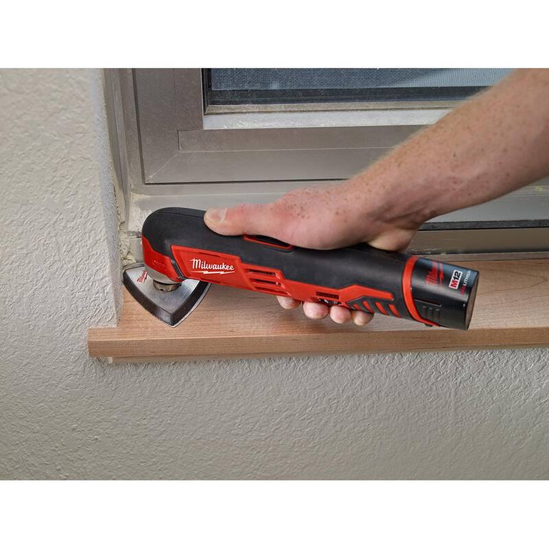 Herramienta múltiple oscilante inalámbrica Milwaukee M12 12V de iones de litio (sólo herramienta) con hojas de carburo de nitruro - 2426-20-49-25-1573