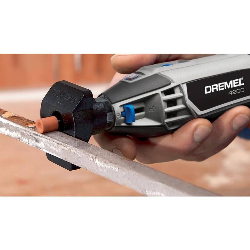 Serie Dremel 4200 de 1.6 amperes con velocidad variable Juego de herramientas rotativas con cable con 36 accesorios, 4 aditamentos y estuche de transporte - 4200-4/36