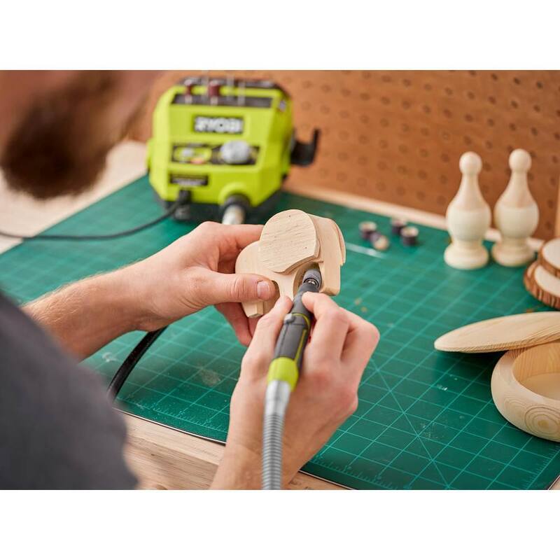 Kit de estación de herramienta rotativa inalámbrica de 18V RYOBI ONE+ con batería de 2.0 Ah y cargador - PCL480K1