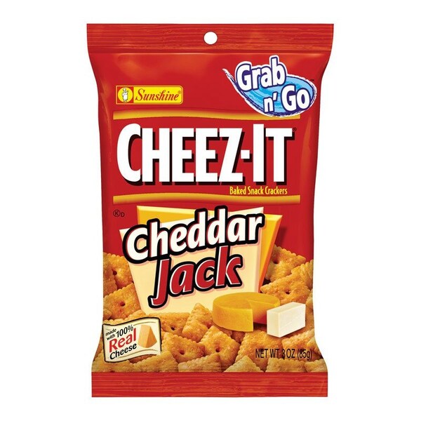 Cheez-It Cheez-It Grab n' Go Cheddar Jack Crackers 3 oz Pegged - 2410020360