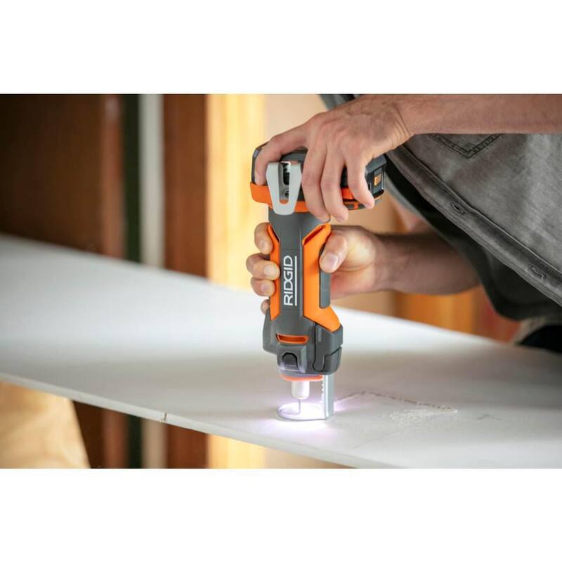 Kit de herramienta de corte para tablaroca inalámbrica RIDGID 18V con brocas para tablaroca, collares, gancho para cinturón, batería de iones de litio de 18V y 2.0 Ah, y cargador - R84730B-AC9302