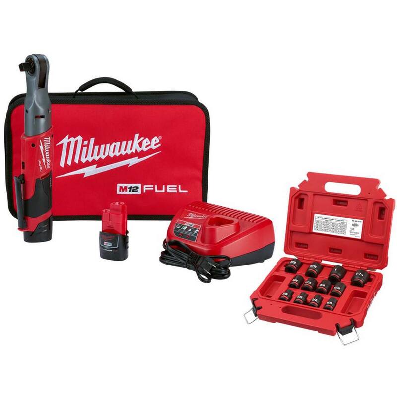 Juego de trinquete inalámbrico Milwaukee M12 FUEL 12V Lithium-Ion Brushless de 1/2 pulgadas con (2) baterías de 2.0Ah, cargador, bolsa y juego de llaves de vaso en medidas SAE - 2558-22-49-66-7010