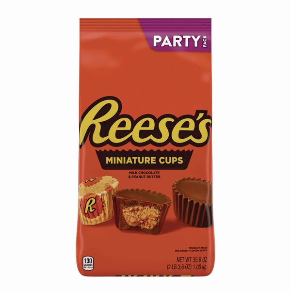 Reeses Peanut Butter Cups Miniatures, Party Pack, 35.6 oz Bag - 246-00412