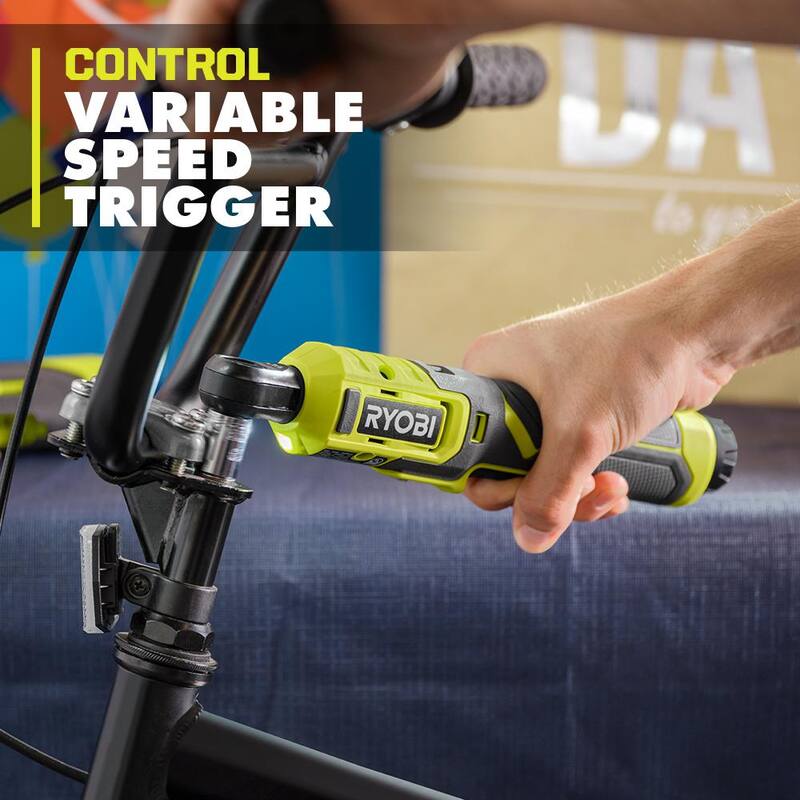 Kit de trinquete RYOBI USB de 1/4 de pulgada con batería de 2.0 Ah y cable de carga USB - FVRC50K