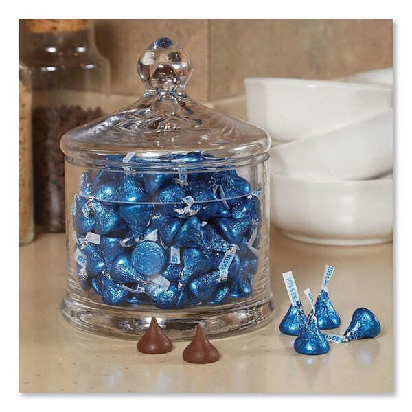 Hersheys KISSES, Milk Chocolate, Dark Blue Wrappers, 66.7 oz Bag - HEC60194