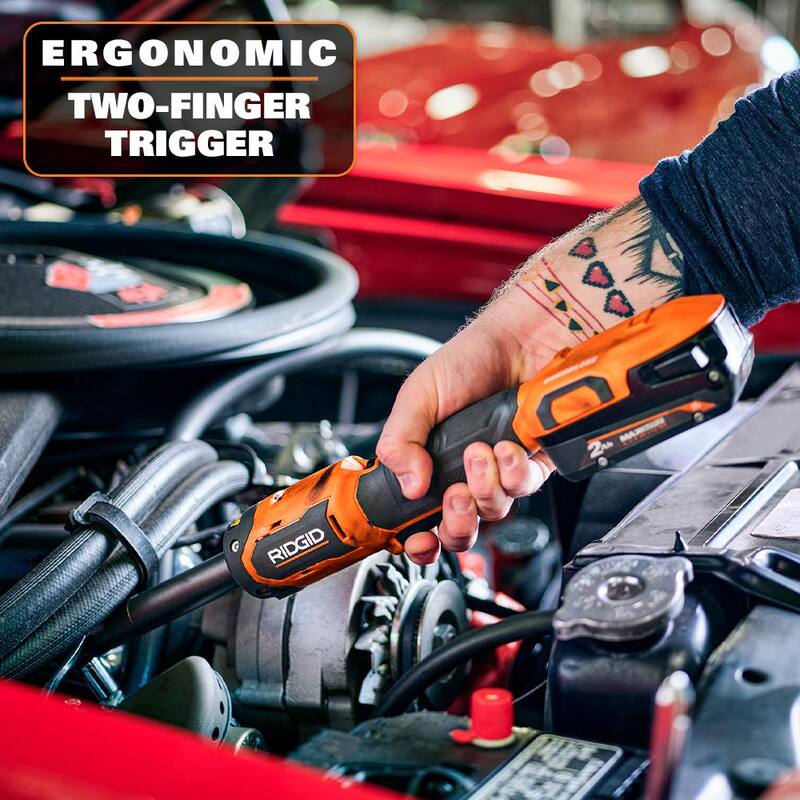 Llave de trinquete inalámbrica sin escobillas RIDGID 18V de 1/4 de pulgada con alcance extendido y batería de iones de litio de 2.0 Ah GRATIS - R866020B-AC8400802
