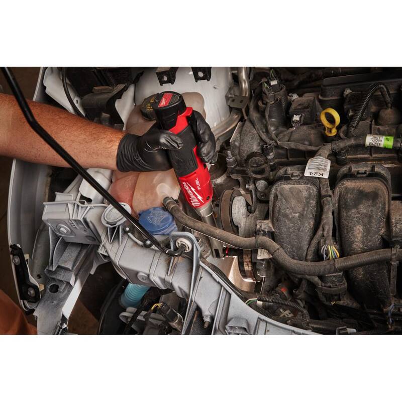 Milwaukee M12 FUEL 12V Llave de trinquete inalámbrica sin escobillas de 3/8 pulg. de alcance extendido y alta velocidad (solo herramienta) - 2569-20.
