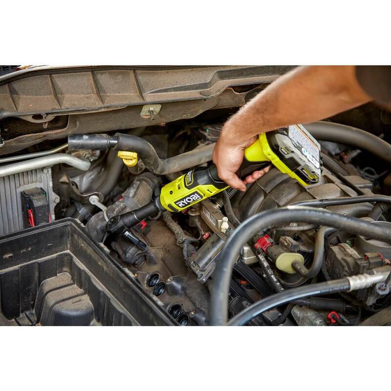 RYOBI ONE+ HP 18V Llave de trinquete extendida inalámbrica sin escobillas de 3/8 de pulgada con batería de alto rendimiento de 4.0 Ah de iones de litio - PBLRC25B-PBP004