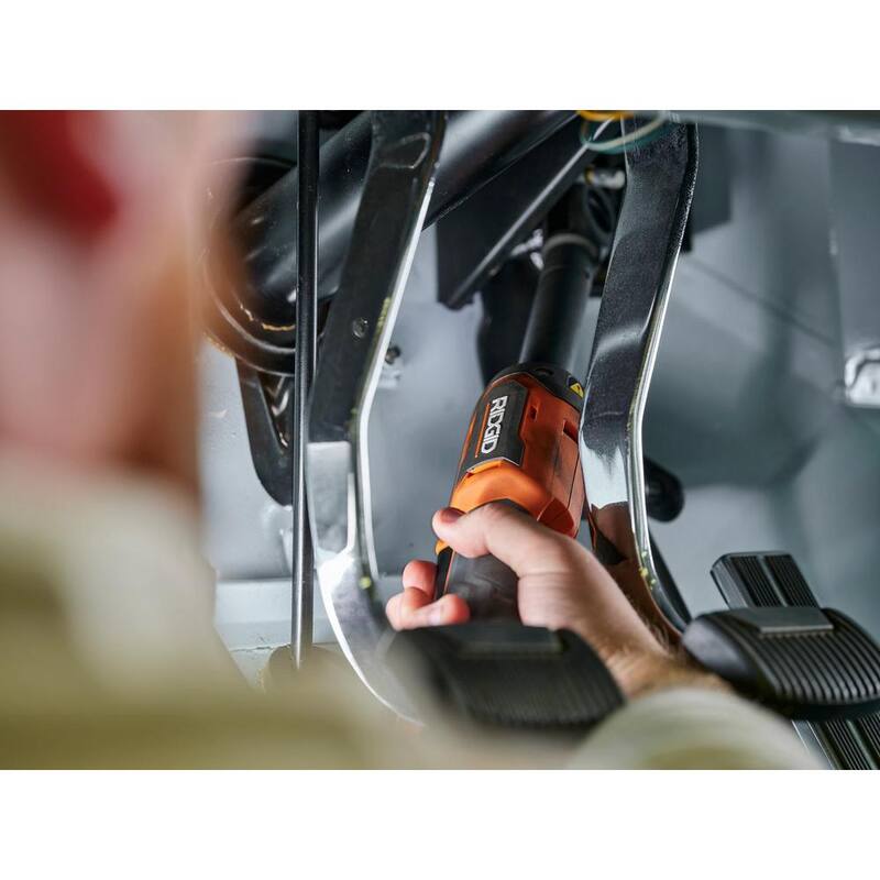 Llave de trinquete extendida inalámbrica de 3/8 pulgadas sin escobillas RIDGID de 18V (Herramienta solamente) - R866021B