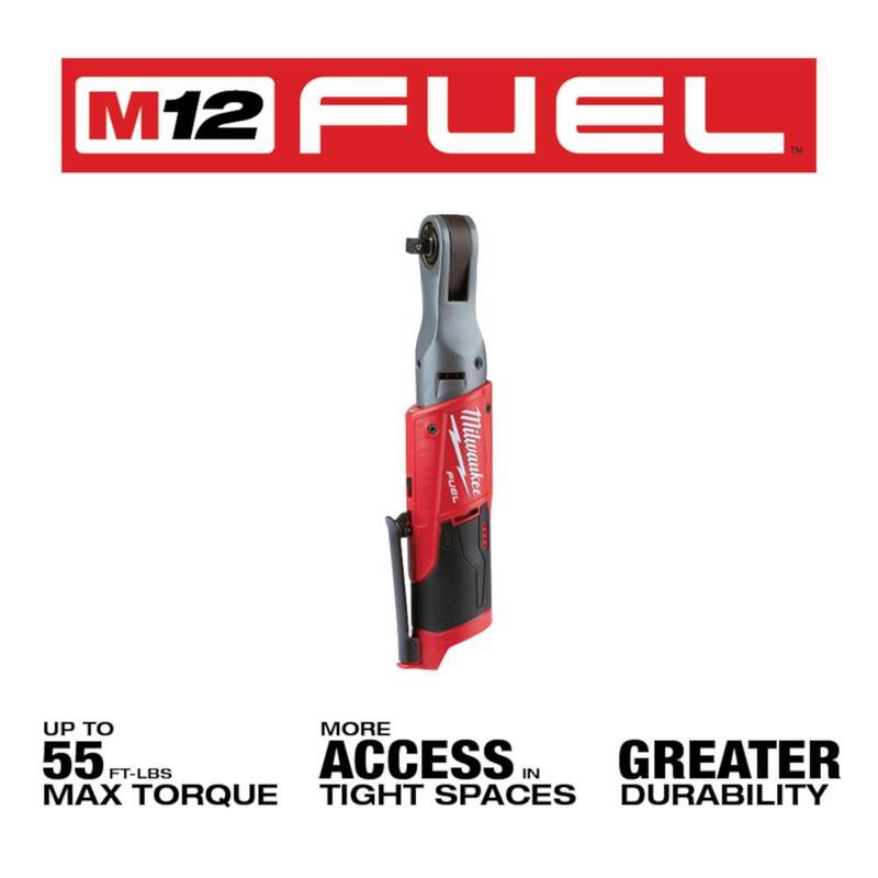 Milwaukee M12 FUEL 12-Volt Lithium-Ion Brushless 3/8 in. Llave de trinquete inalámbrica con kit de arranque de 4.0 Ah - 48-59-2440-2557-20