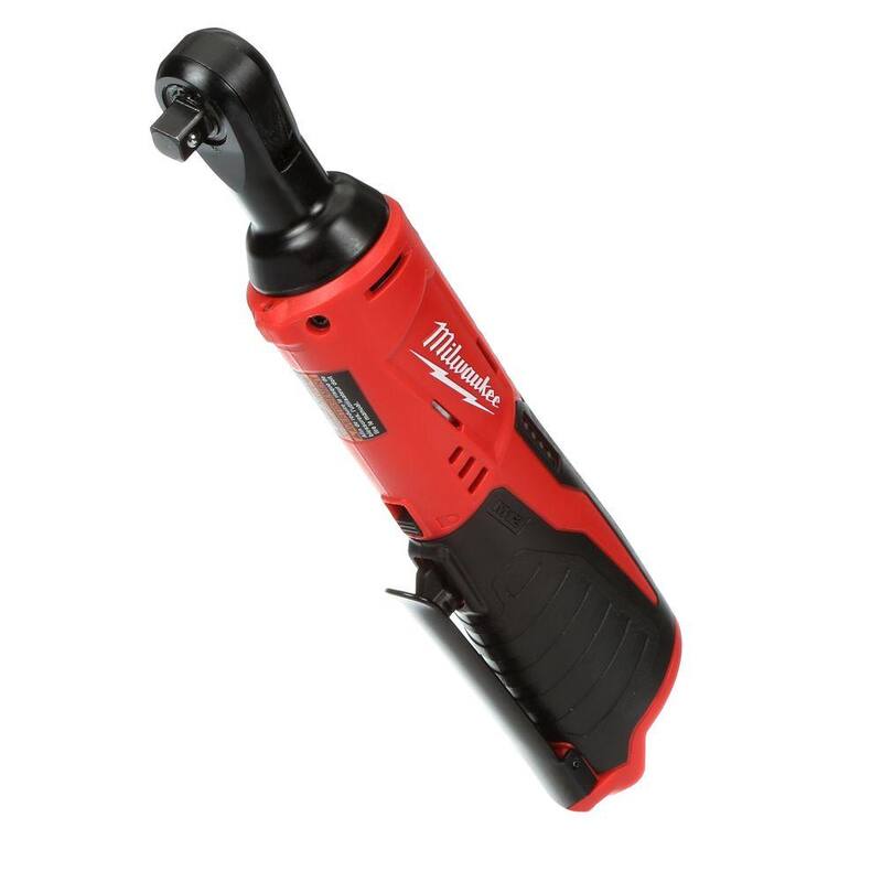 Llave de trinquete inalámbrica de 3/8 pulgadas Milwaukee M12 de 12V de iones de litio con batería M12 de 2.0Ah - 2457-20-48-11-2420
