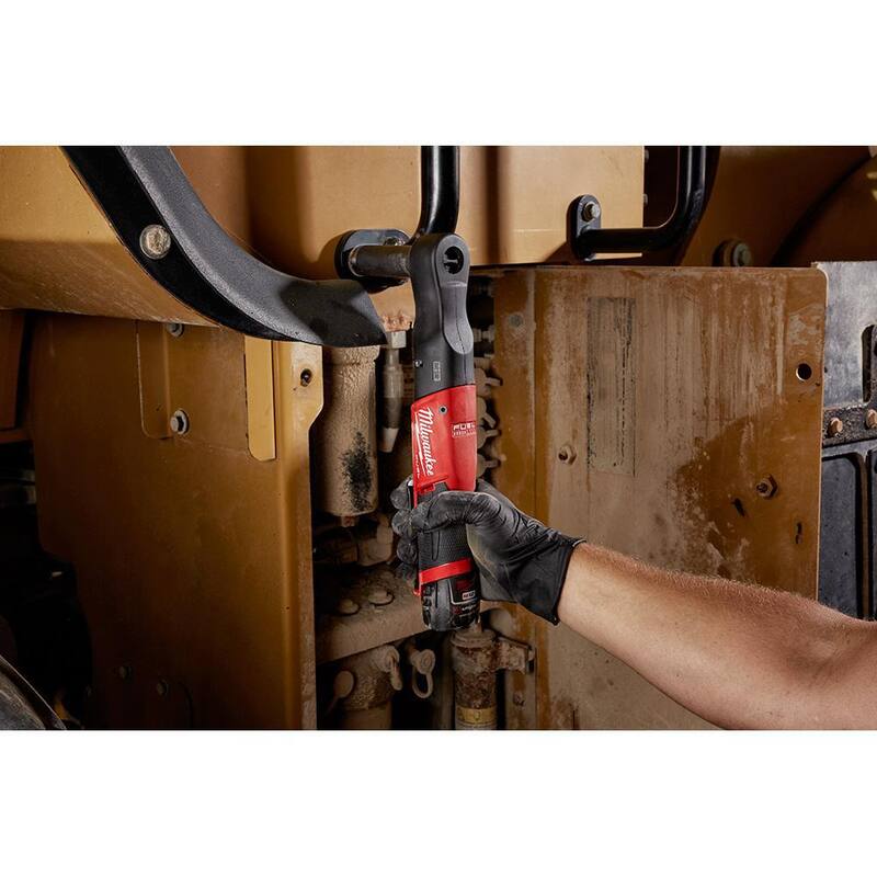 Milwaukee M12 FUEL 12V Lithium-Ion Brushless Ratchet y Ratchet con Alcance Extendido 3/8 pulg. Inalámbrico (Herramienta solamente) con Botas Protectoras - 2557-20-2560-20-49-16-2557-49-16-2560