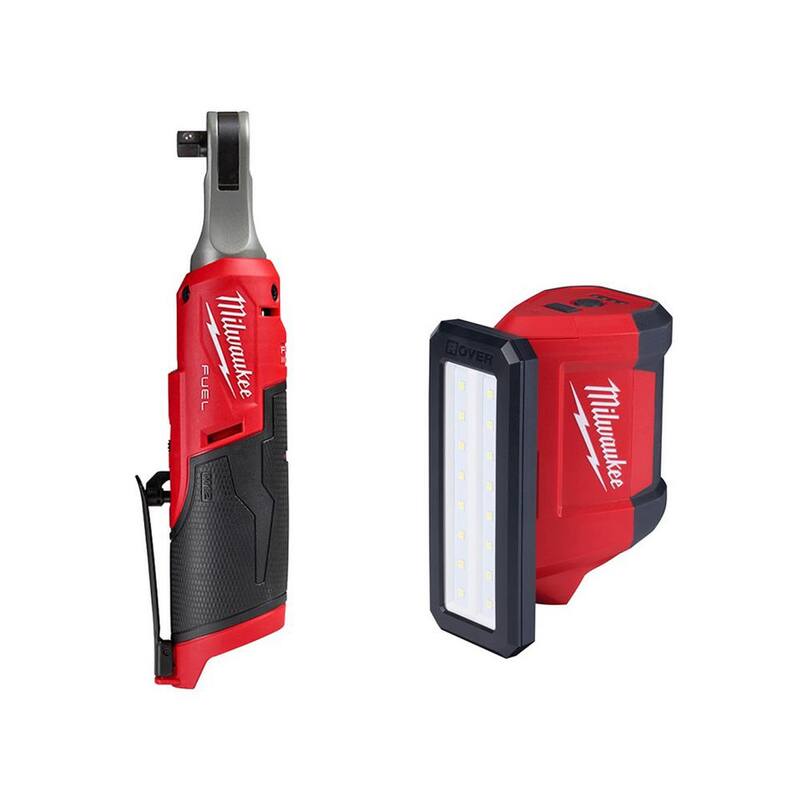 Llave de trinquete inalámbrica sin escobillas de ion litio de 12V Milwaukee M12 FUEL de alta velocidad de 3/8 pulgadas con luz de inundación M12 Rover - 2567-20-2367-20