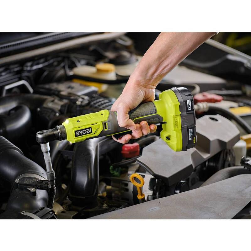 RYOBI ONE+ Llave de trinquete inalámbrica de 18V y 3/8 de pulgada con 4 posiciones y batería de 2.0 Ah - P344-PBP006