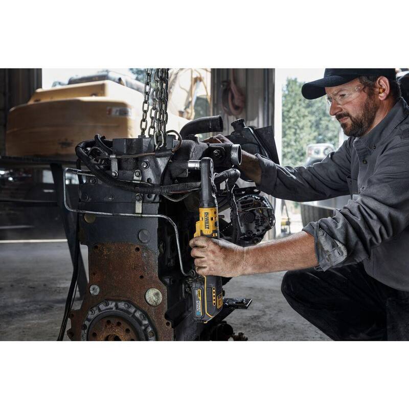 DEWALT Llave de trinquete inalámbrica de 20 voltios de 3/8 a 1/2 pulgadas (Solo herramienta) - DCF510B