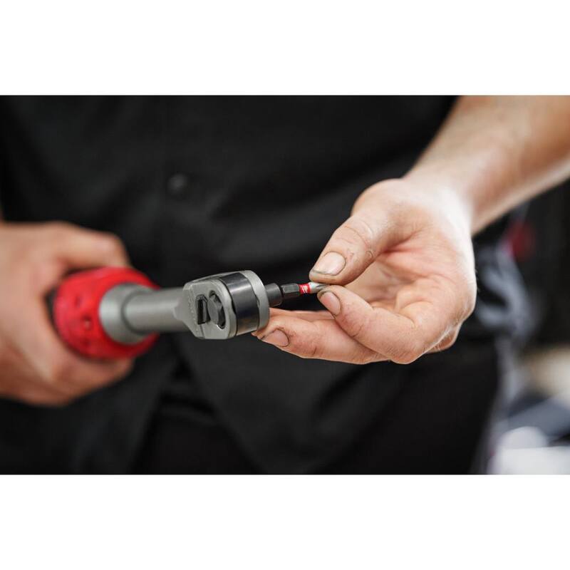 Milwaukee M12 12V FUEL 1/4 in.-3/8 in. Juego de Llave de Ratchet Inalámbrica de Caja de Alcance Extendido INSIDER de Iones de Litio con Set de Puntas de Impacto de 6 Pt - 3050-21-49-66-7009