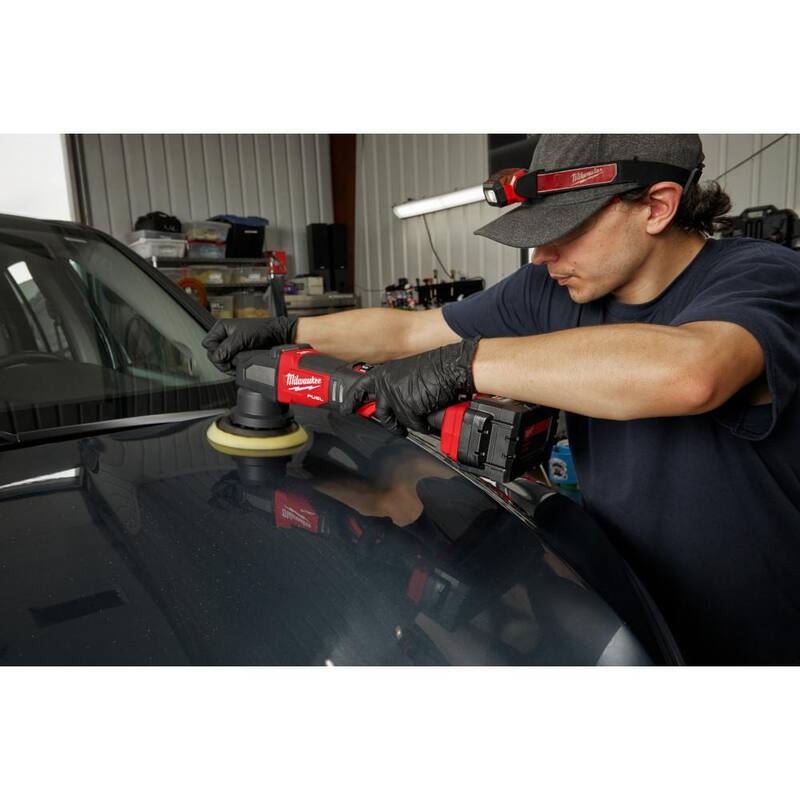 Lustradora Milwaukee M18 FUEL18V Lithium-Ion Brushless inalámbrica de 15MM DA (solo herramienta) con batería HIGH OUTPUT XC de 8.0 Ah - 2684-20-48-11-1880.