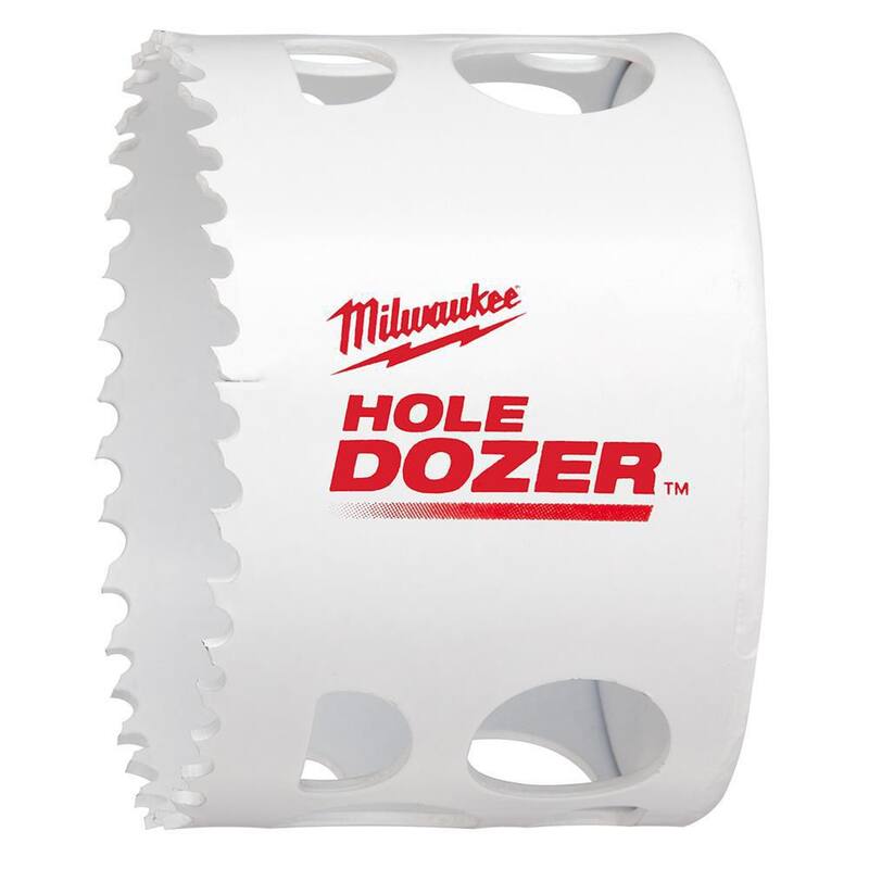 Si no se debe traducir la marca del producto, el título en español sería: "Milwaukee 2-3/4 pulgadas Hole Dozer Hole Saw - 49-56-9635".