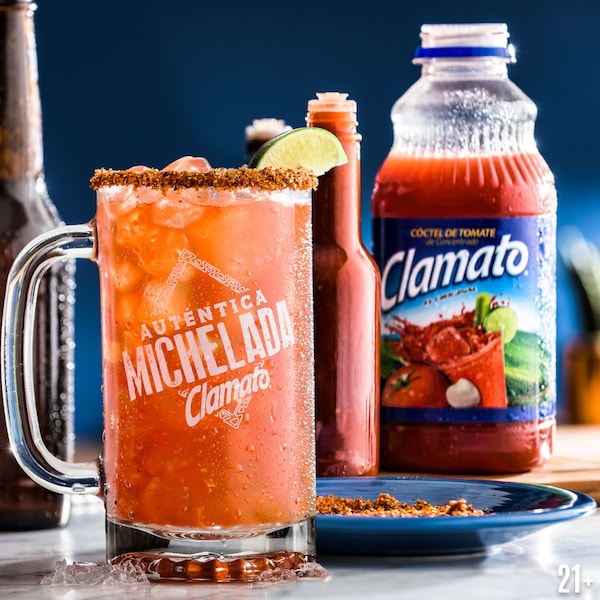 Clamato Clamato Plastic Clamato Juice 32 fl. oz., PK12 - 10011920