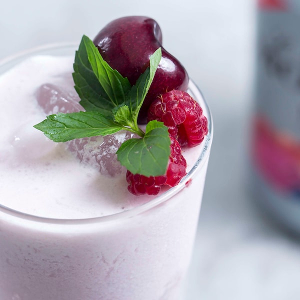 Monin Monin Wildberry Puree 1 Liter Bottle, PK4 - M-RP114F