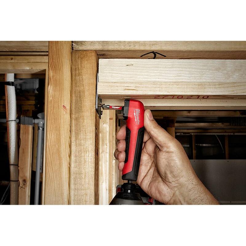 Punta de destornillador Phillips #2 de 3-1/2 pulgadas de Milwaukee SHOCKWAVE Impact Duty (paquete de 5) con adaptador de taladro de ángulo recto - 48-32-4564-48-32-2390