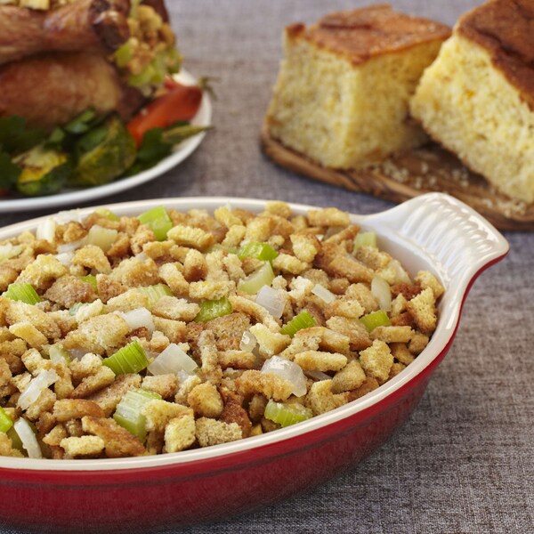 Mrs. Cubbisons Stuffing Traditional Seasoned 55 oz., PK6 - 75685