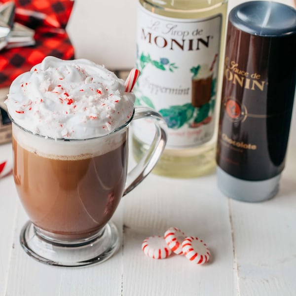 Monin Monin Dark Chocolate Sauce 64 oz., PK4 - M-GC062FP